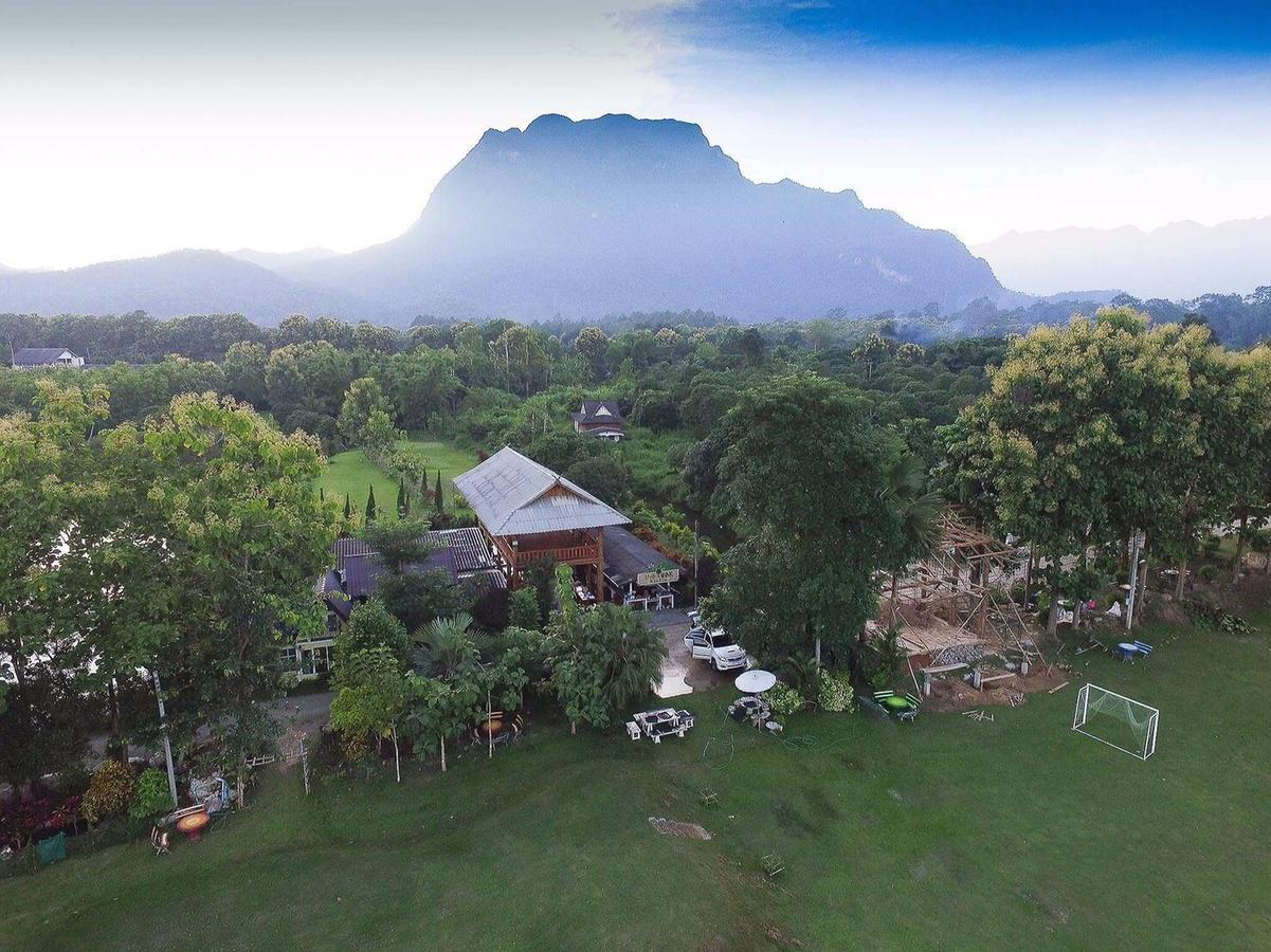 The Teak Resort Chiangdao Chiang Dao Buitenkant foto